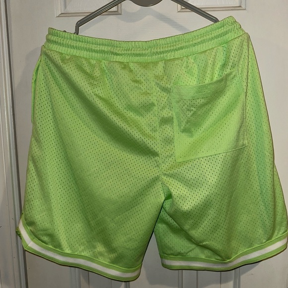 Athletic Basketball Shorts -Original Use, Tie Waist, NWT Men’s Small, Lime Green - Picture 4 of 7